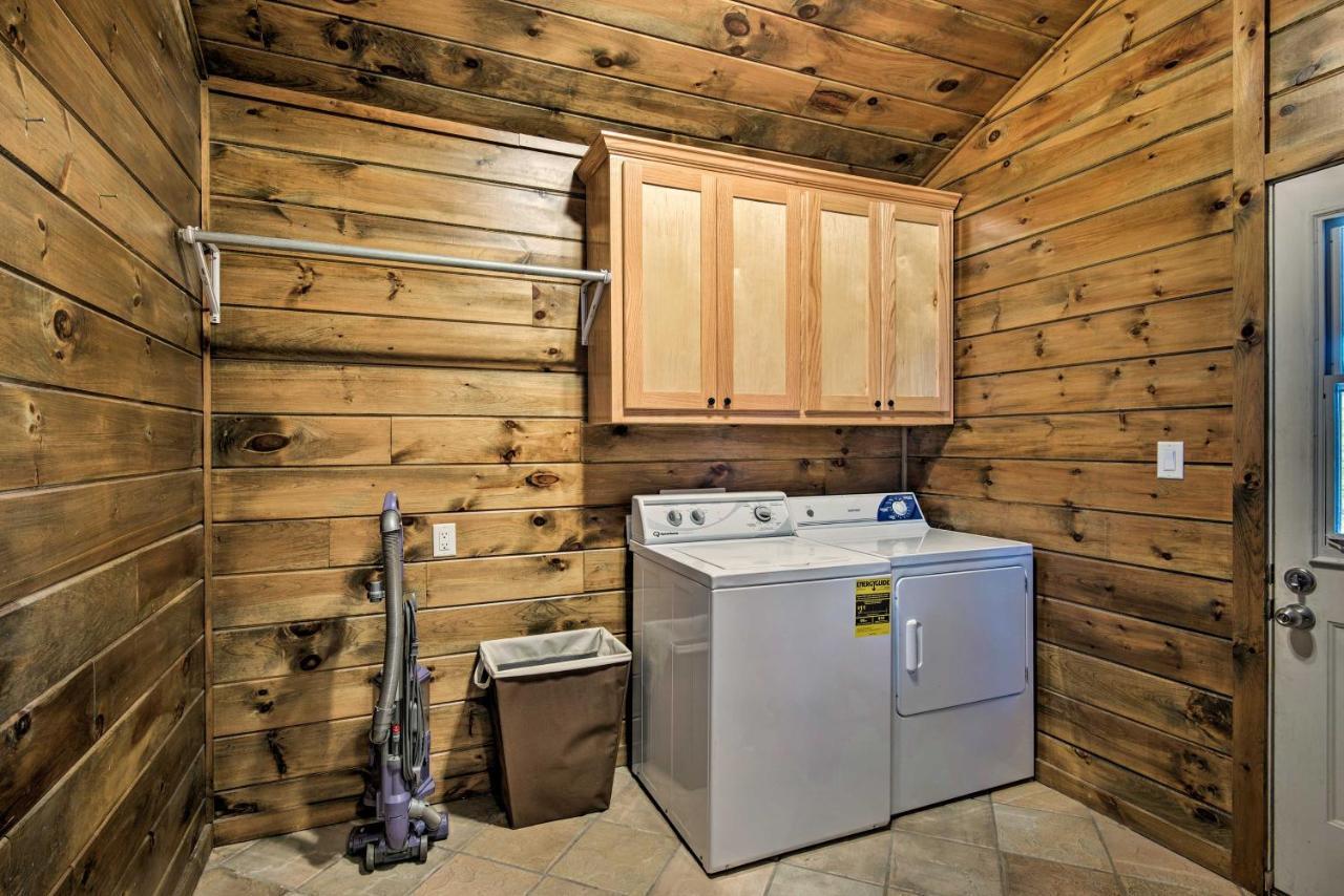 Broken Bow Mountaintop Home With Hot Tub! Extérieur photo